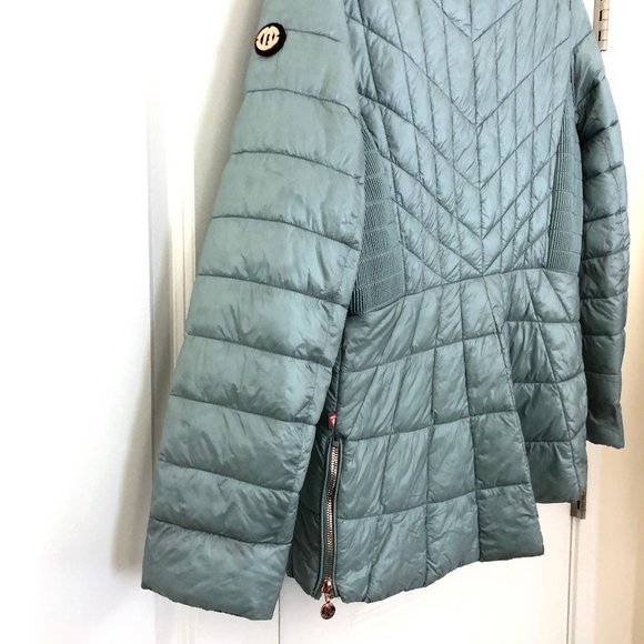 Bernardo Puffer Jacket - Picture 7 of 10